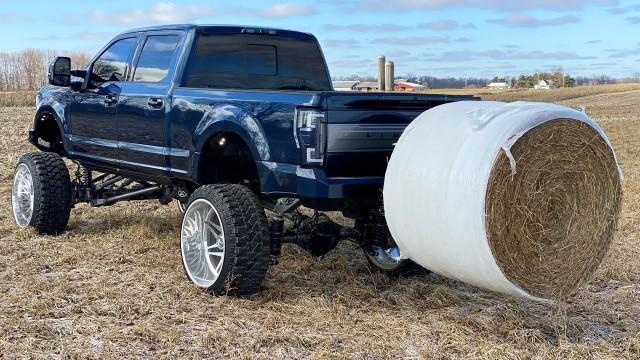The AnyLevelLift Round Bale Hauler and Parallel Parker
