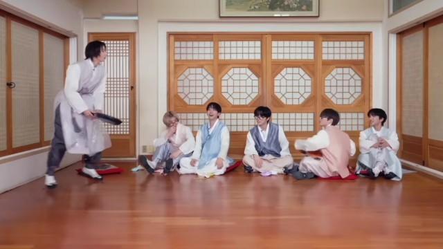 설날 지갑: 열릴게 | MZ식 섹시 세배 알려드림 | 트로트 강연에 암스트롱 등장 | 옆집 손주들의 세뱃돈 꿀팁