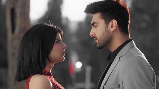 Charu Cut Ties With Abhir