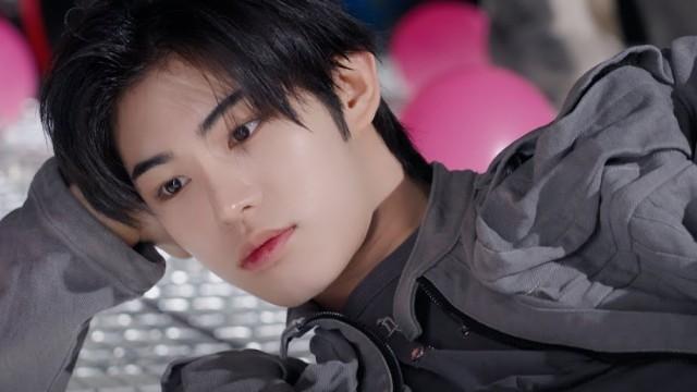 "Knock Knock" M/V Behind
