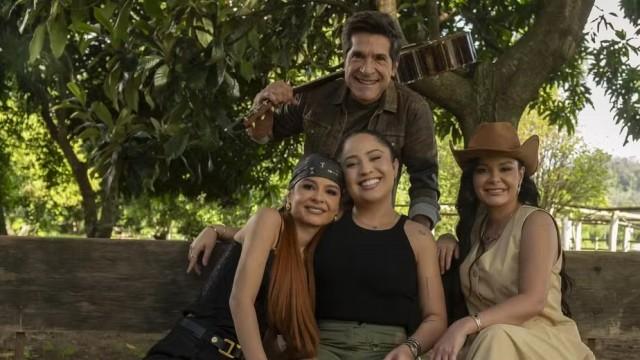 Maiara e Maraisa & Mari Fernandez