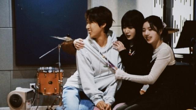 The Band Can't Do Without = Vocals