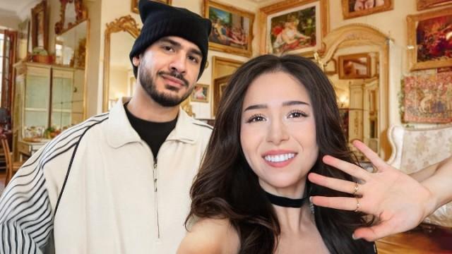  my paris apartment tour :) ft. ‪@Aminematue‬