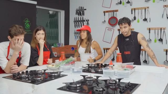 Cuidado Que Uai Lázaro Ama Homem Casado