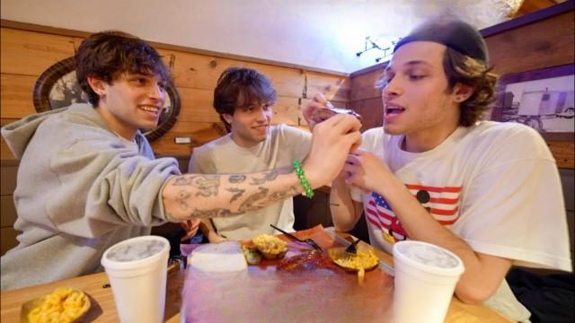 COME EAT WITH US + TEXAS VLOG