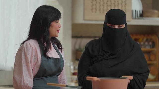 المسقعة خلية النحل بالقرفة 