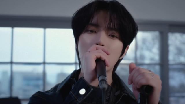 범규 (BEOMGYU) ‘Panic’ Live Clip