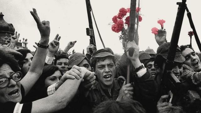 Portugal: claveles contra la dictadura