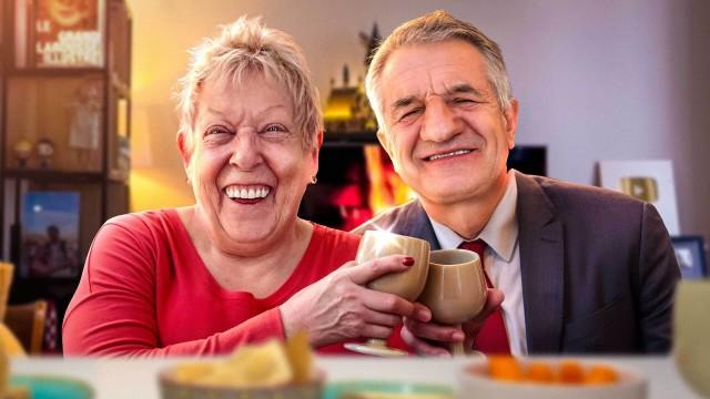 Danielle prend l'apéro avec Jean Lasalle (ils finissent à 3 grammes)
