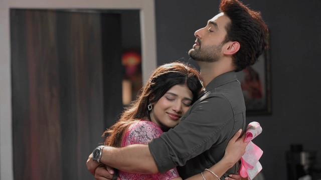 Ruhi Crumbles in Rohit's Memory