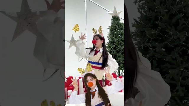 "Do you know what I want for Christmas?" #NMIXX #엔믹스 #해원 #HAEWON #Funky_Glitter_Christmas #Shorts