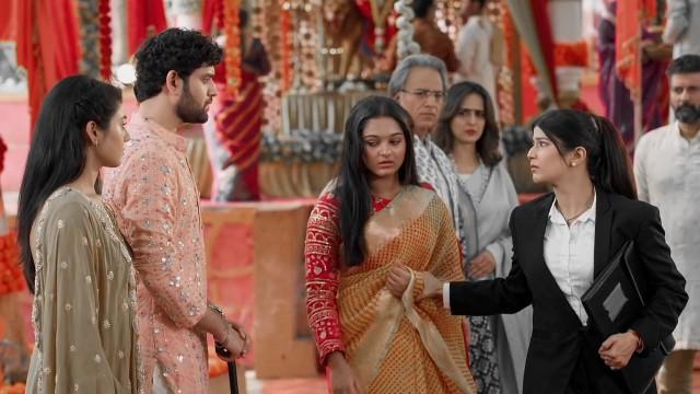 Kiara Files For Divorce 