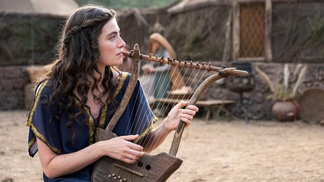 The Woman Who Loved (2)