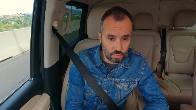 Jair Domínguez: "Estem criant una generació de 'gilipolles'."
