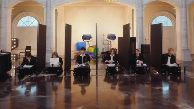 우리 도어잔치 정상 영업합니다 | 무너져 가는 잔치장 속 피어나는 우정.. 아니 분노 | 2주년 DOORJANCHI 통할래! 말래?
