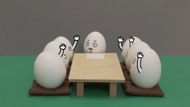 ▽たまご会議「ゆでたまご」 じゃんけん装置「透明な筒」