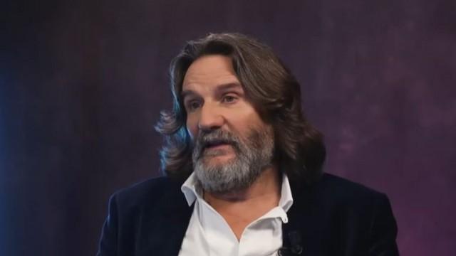 FRÉDERIC BEIGBEDER, ÉCRIVAIN : SALAIRE, PUBLICITÉ, DR0GUES ET SUCCÈS, LES DESSOUS DE SA CARRIÈRE !