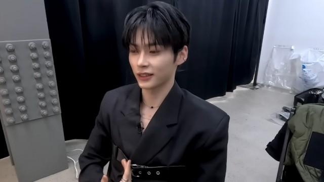 MC HANBIN's VLOG | Running Across the Globe