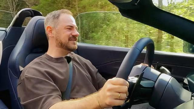 Jan-Erik checkt Aston Martin Vantage Roadster | Matthias und Laura testen Highend-Plug-in-Hybride - BMW vs. Porsche | Andreas sucht günstigen Zugwagen für Reiterhof