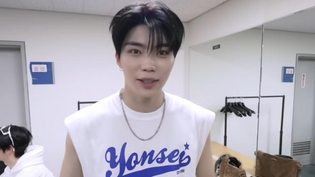 Yonsei University Festival Behind