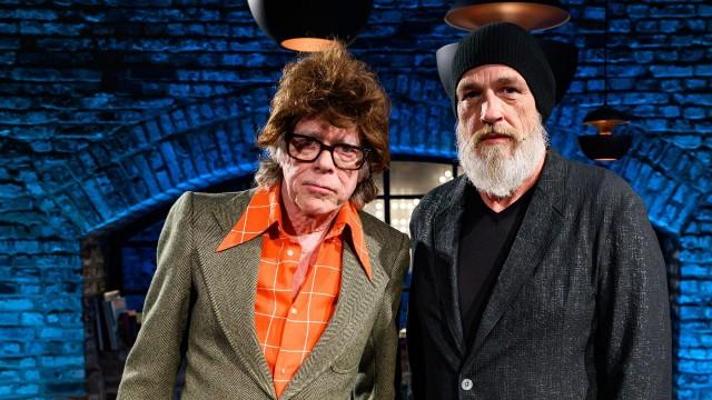 Helge Schneider spielt Sträter ein Ständchen