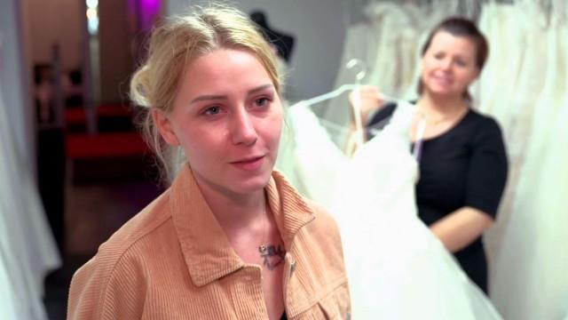 Loredana sucht ihr Hochzeitskleid