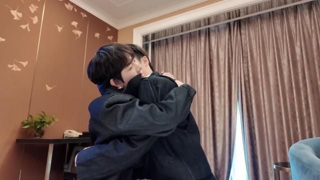 EP25