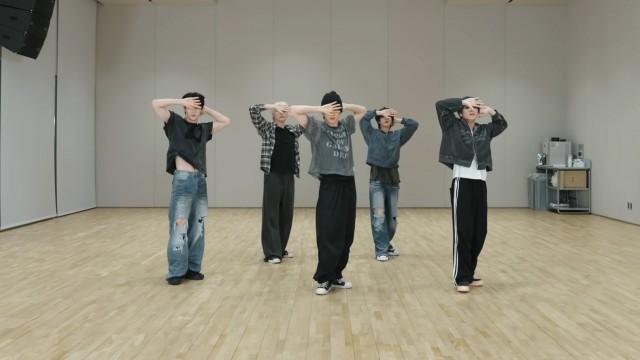 ‘Beautiful Strangers’ Dance Practice