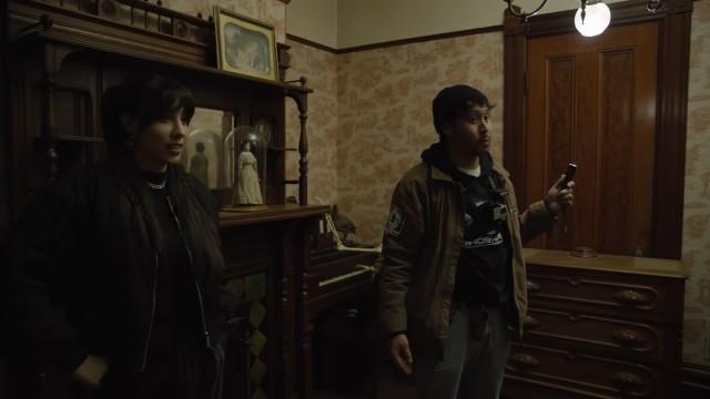 A Haunted Cul-De-Sac Stuck in Time (with Psychic Kelsi Davies)