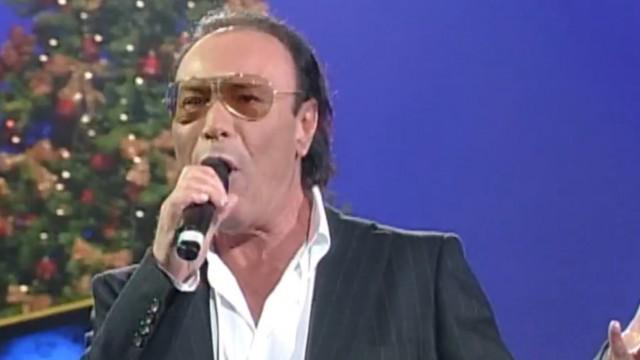 Cantando cantando
