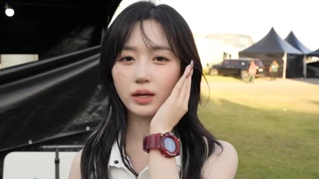 'Fe3O4: STICK OUT' Music Show 2nd Week Behind