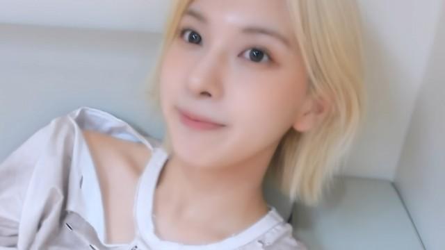 BAE's Chuseok Vlog | Surprise Visit to Home, Playing with Cat, School Life Introduction, Egg Tart Gift