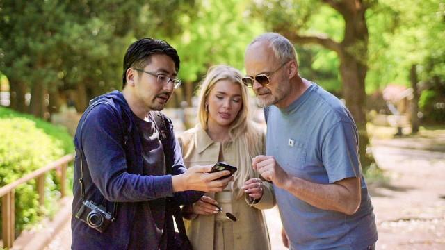 Mangakillar och batteridrivna karpar