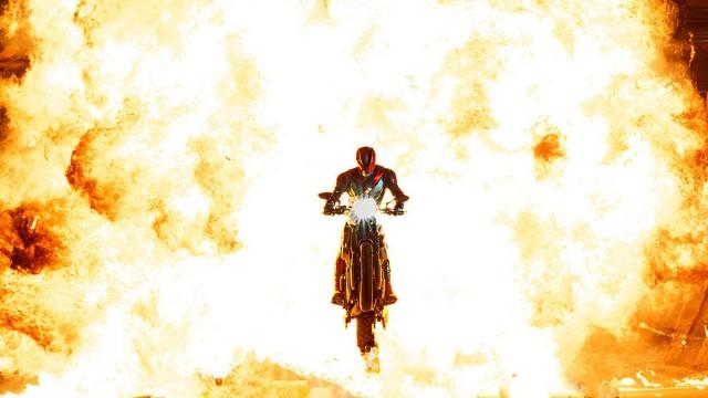 Explode
