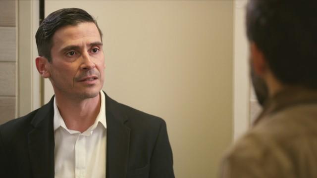 Manuel descubre el secreto de Max