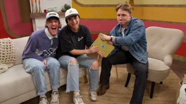 Stories That Make Us Want To Quit | Reading Reddit Stories