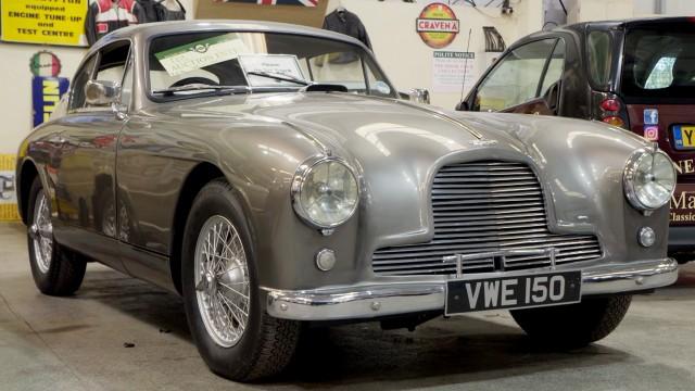 Aston DB2/Merc SL