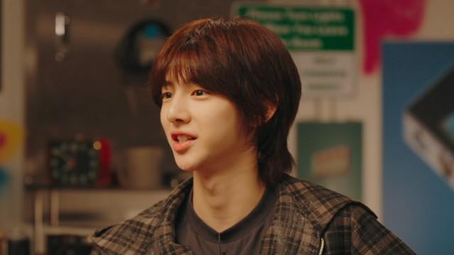 'GO!' Official MV Commentary