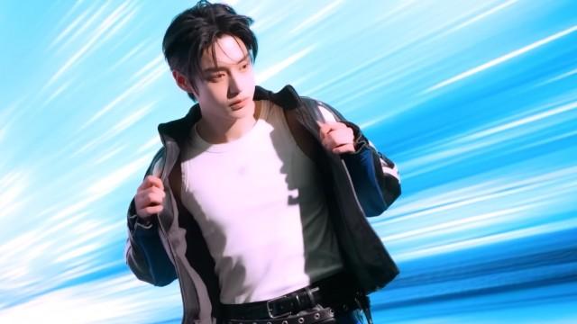 2025 WORLD TOUR [HERE&NOW] Poster Shooting Behind