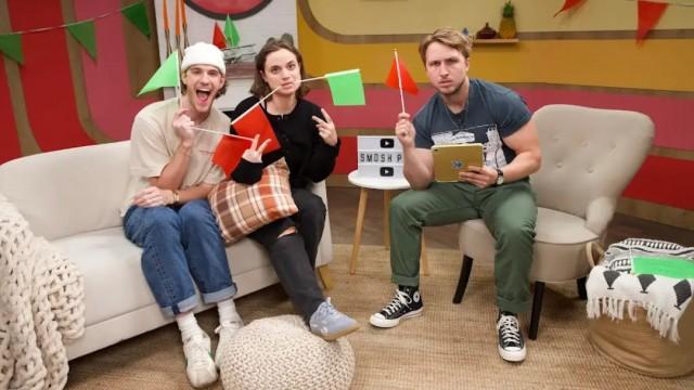 Walking Red Flags | Reading Reddit Stories