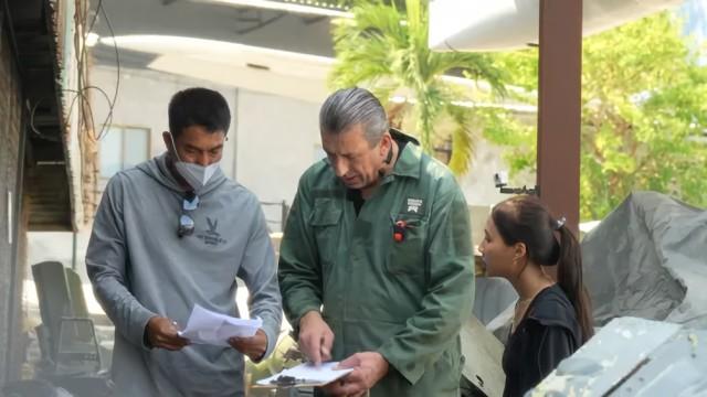 Griechenland-Abenteuer in Gefahr: Manousakis' DC3 braucht Hilfe aus Thailand