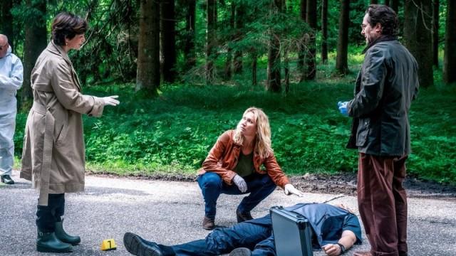 Good Cop - Bad Cop