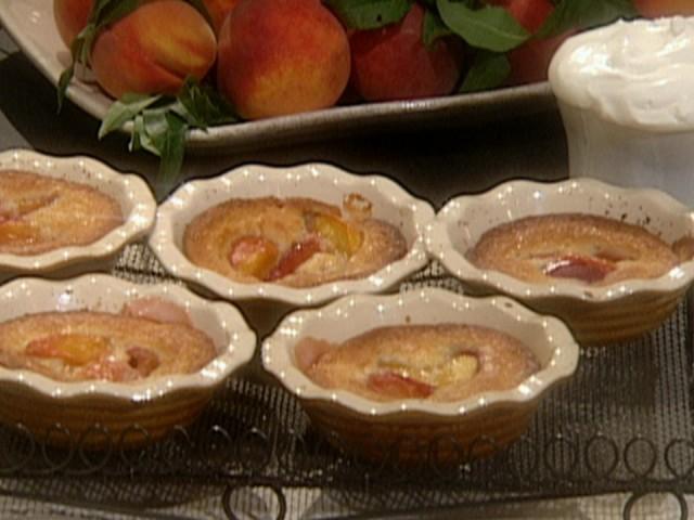 Memphis Barbecue: Corky's Bar-B-Que; Cup O'Cobbler