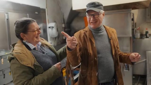 Robert Gustafsson och frun Lottas roliga minne tillsammans: "Målade mig naken"