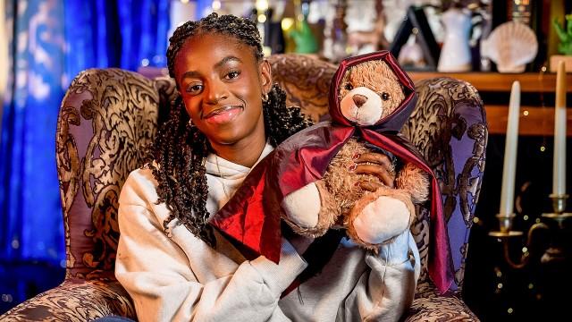 Cat Burns - Finns Little Fibs