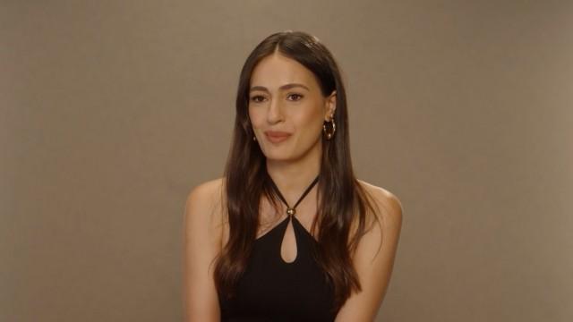 מדברים עם לוסי איוב