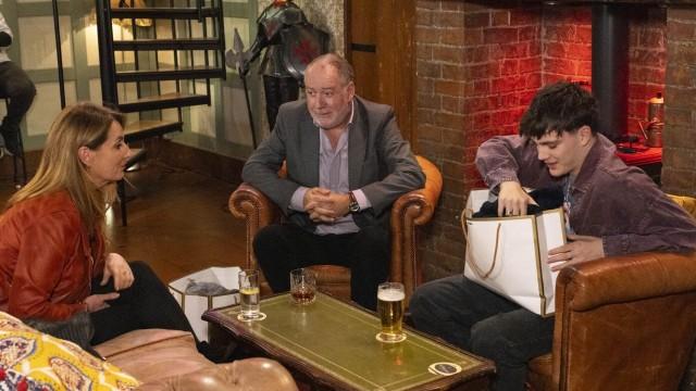 Thurs 06 November 2025