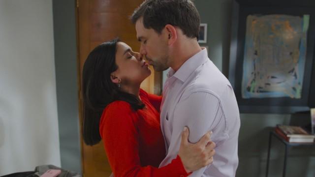 El amor vuelve a la vida de Diana