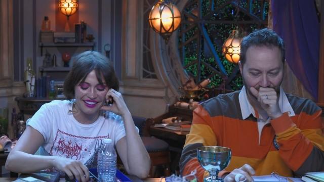 C4E006 - Knives and Thorns