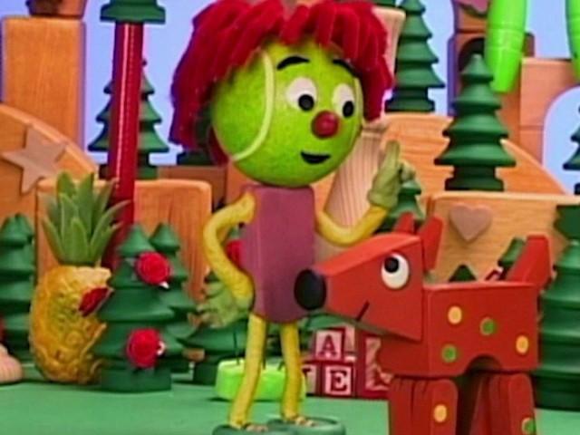 A Mumble Monster Picture Day/Clouds Roll By